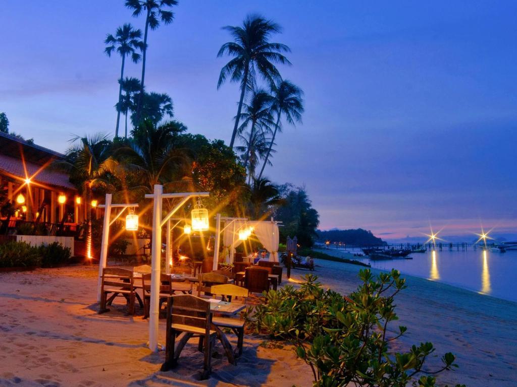 Saree Samui Hotel Mae Nam Exterior photo