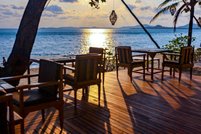 Saree Samui Hotel Mae Nam Exterior photo